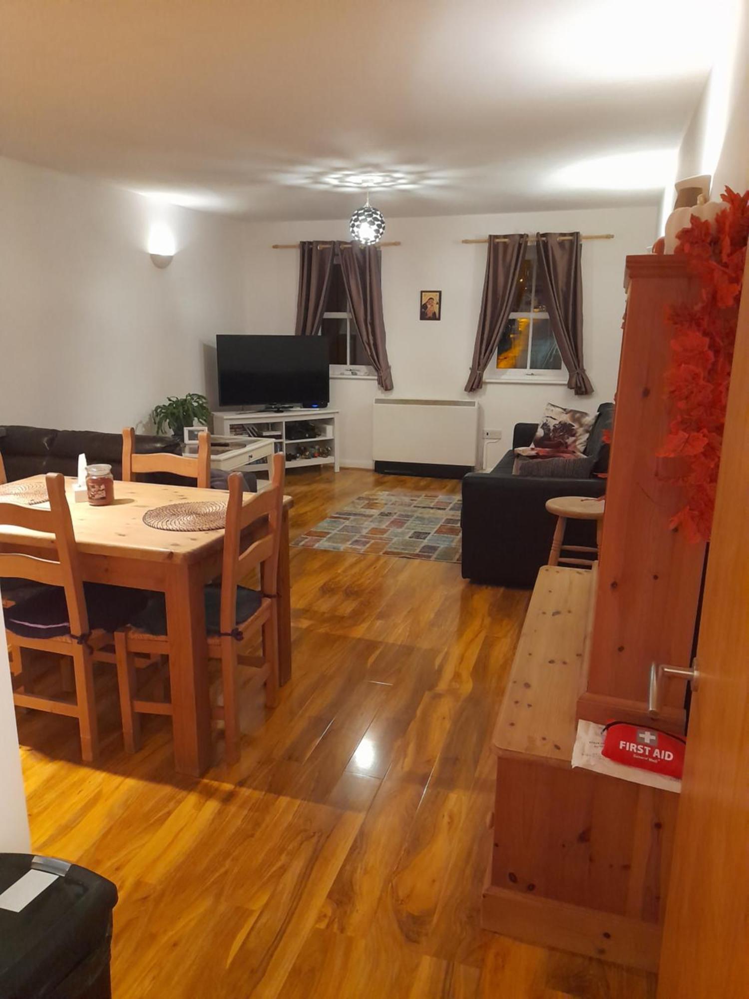 Glastonbury Town Center-Entire Apartment 외부 사진