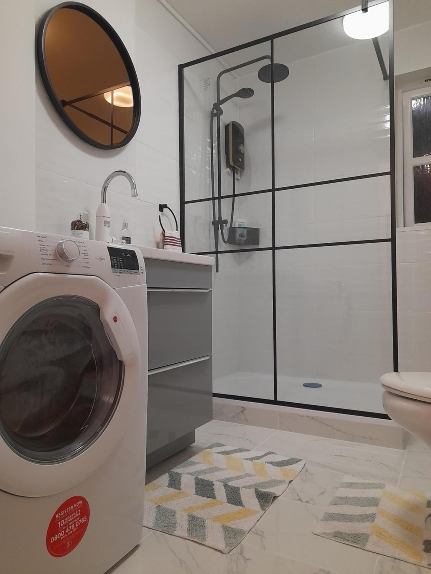 Glastonbury Town Center-Entire Apartment 외부 사진