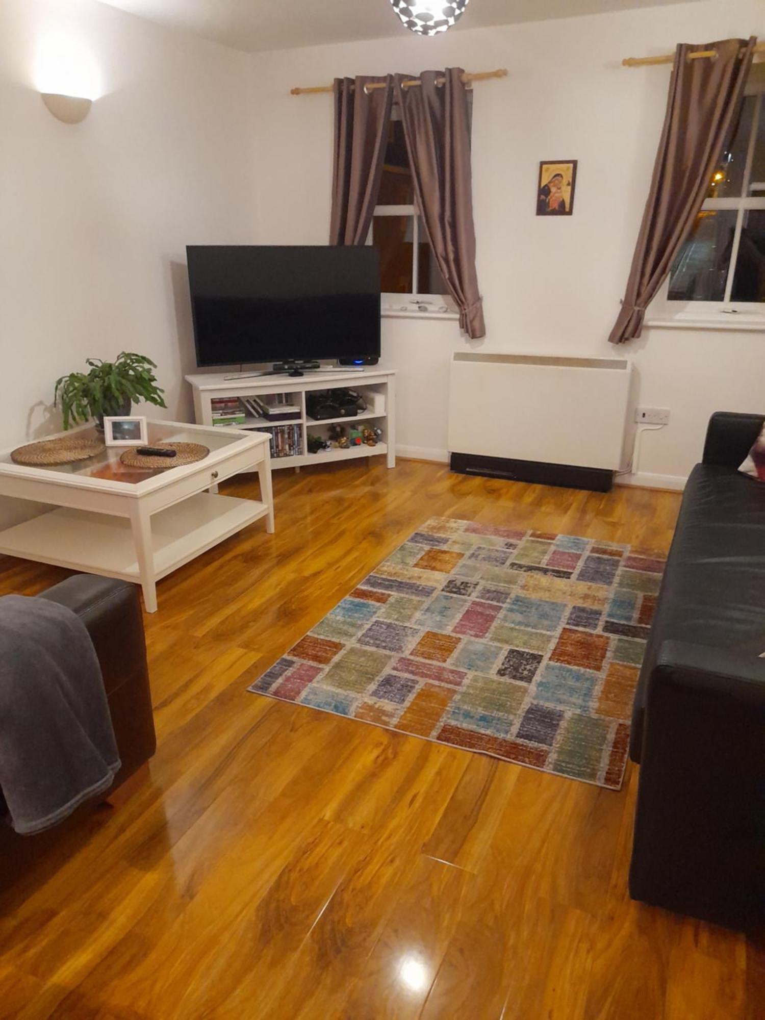 Glastonbury Town Center-Entire Apartment 외부 사진